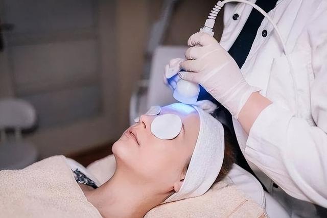 光子嫩膚是什么？光子嫩膚后如何保養皮膚？